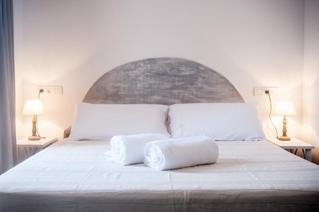 Hostal Bon Sol Sant Ferran de Ses Roques Pokój zdjęcie